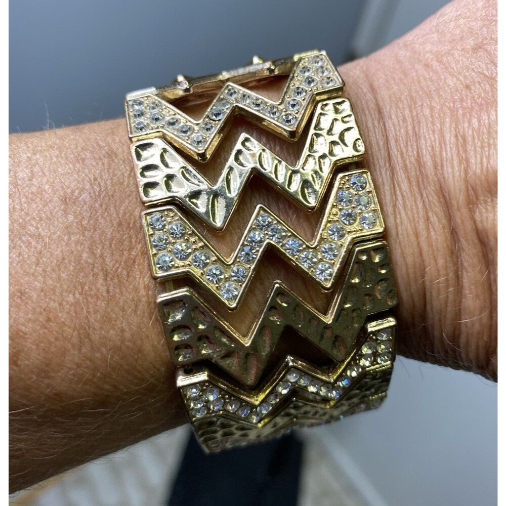 Park Lane Jewelry "Crush" Zig Zag Stretch Bracelet-E Red Carpet Series Gold
